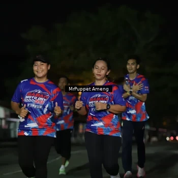 Runner Photo 6042312