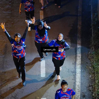 Runner Photo 6042324