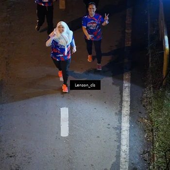 Runner Photo 6042344