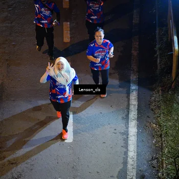 Runner Photo 6042347