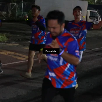 Runner Photo 6042356