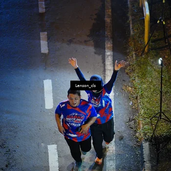 Runner Photo 6042368