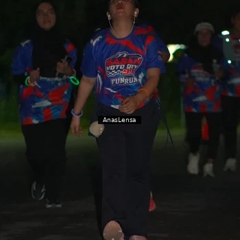 Runner Photo 6042369