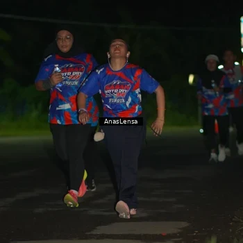 Runner Photo 6042377