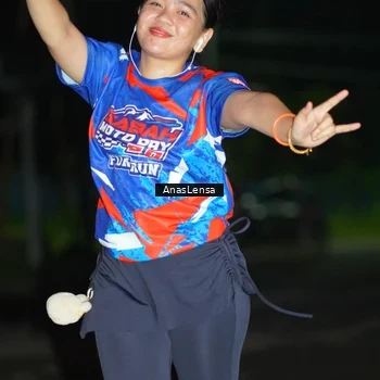 Runner Photo 6042395