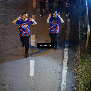 Runner Photo 6042418