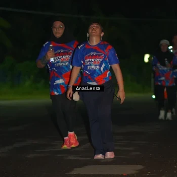 Runner Photo 6042429