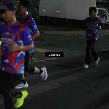 Runner Photo 6042449
