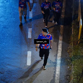 Runner Photo 6042472