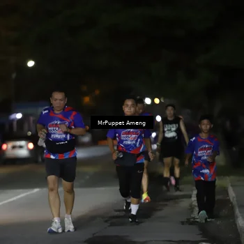 Runner Photo 6042640