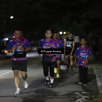 Runner Photo 6042647