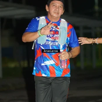Runner Photo 6042658