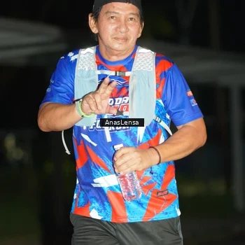 Runner Photo 6042681