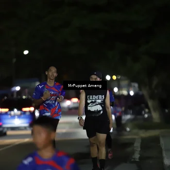 Runner Photo 6042684
