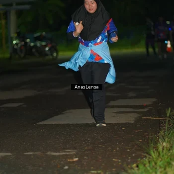 Runner Photo 6042695
