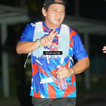 Runner Photo 6042697