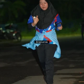 Runner Photo 6042703