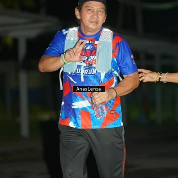 Runner Photo 6042711