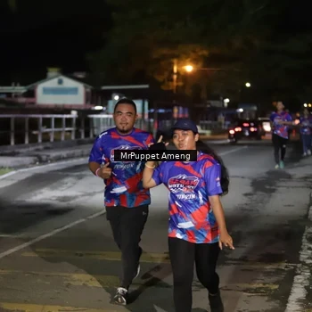 Runner Photo 6042731