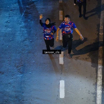 Runner Photo 6042759