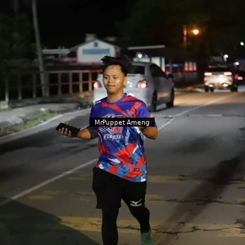 Runner Photo 6042772