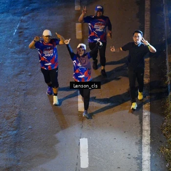 Runner Photo 6042782