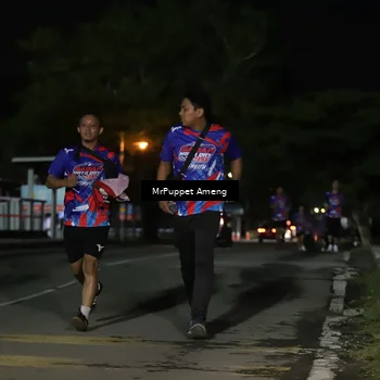 Runner Photo 6042799