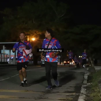 Runner Photo 6042802