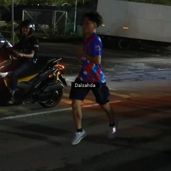 Runner Photo 6042806