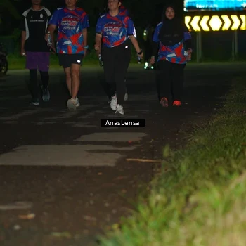 Runner Photo 6042809