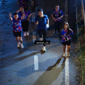Runner Photo 6042813