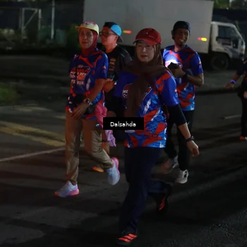 Runner Photo 6042821