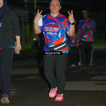 Runner Photo 6042832