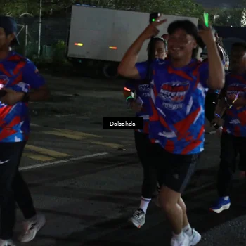 Runner Photo 6042839