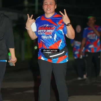 Runner Photo 6042855