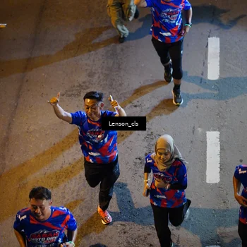 Runner Photo 6042896