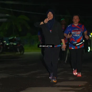 Runner Photo 6042903