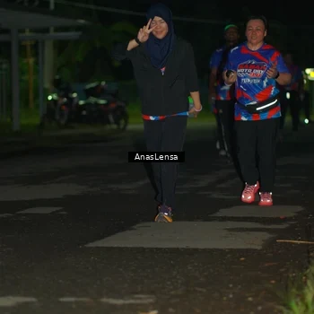 Runner Photo 6042905