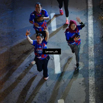 Runner Photo 6042914