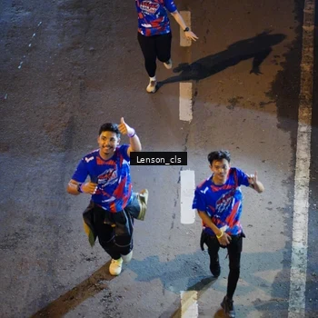 Runner Photo 6042918