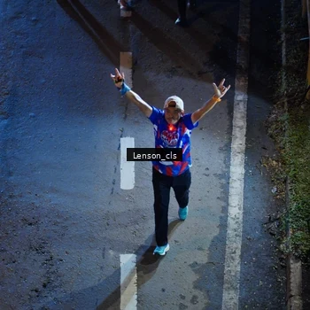 Runner Photo 6042922