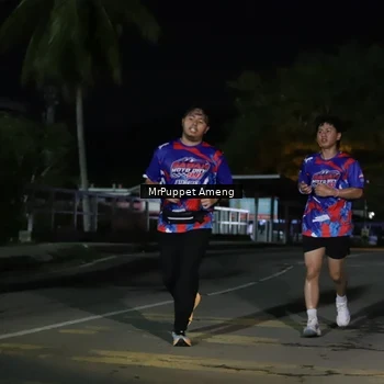Runner Photo 6042937