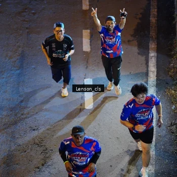 Runner Photo 6042939