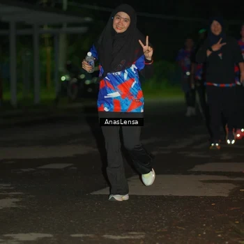 Runner Photo 6042940