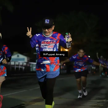 Runner Photo 6043010