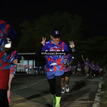 Runner Photo 6043019