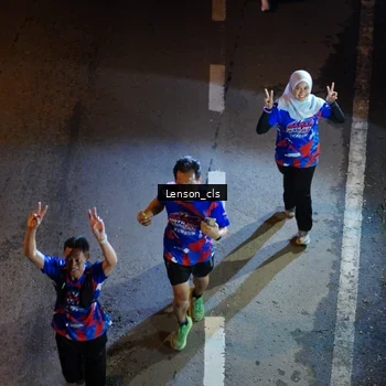 Runner Photo 6043033