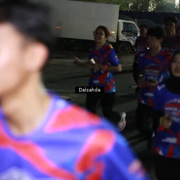 Runner Photo 6043036