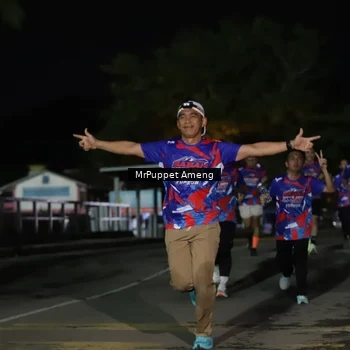 Runner Photo 6043057