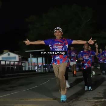 Runner Photo 6043059